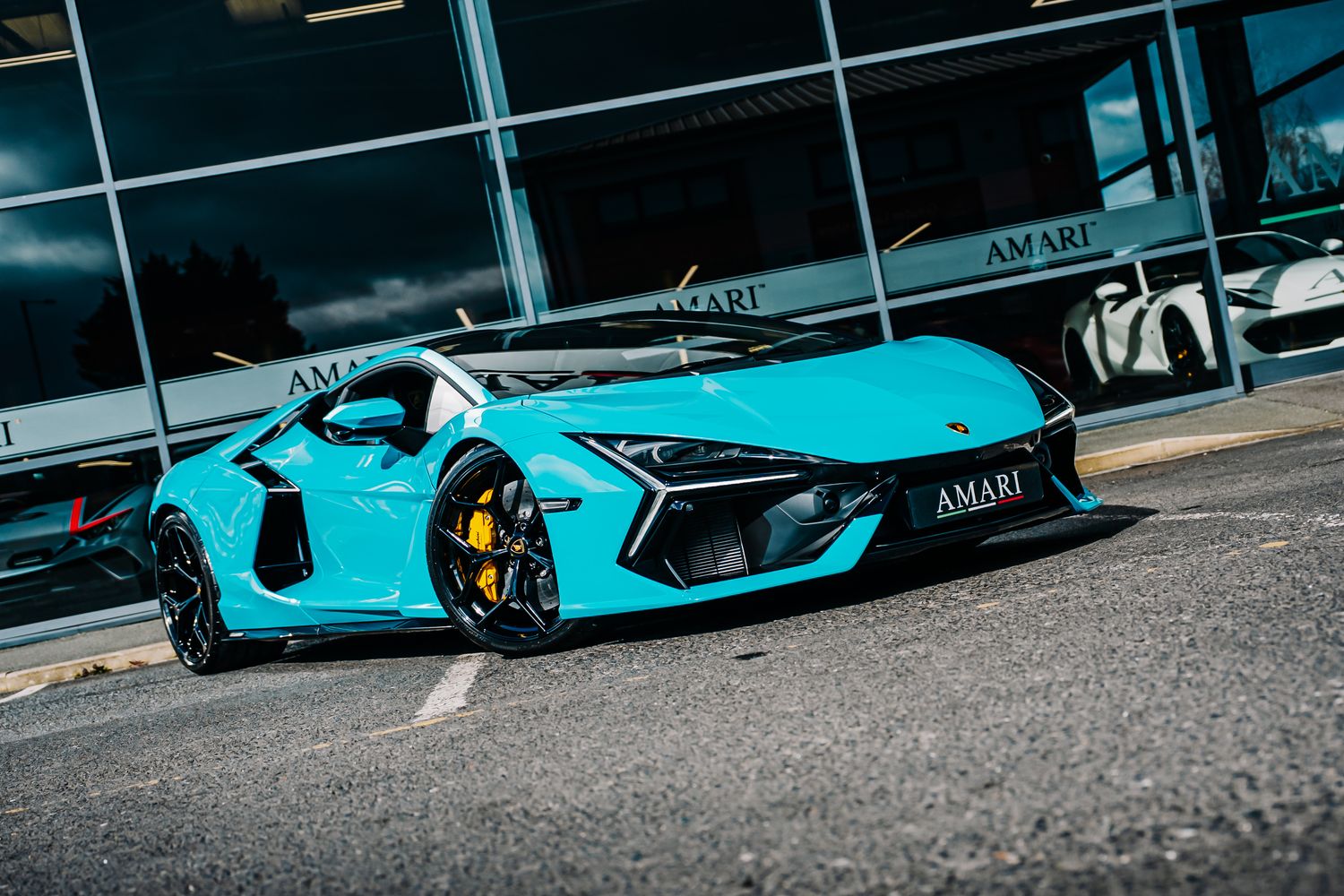 Lamborghini Revuelto