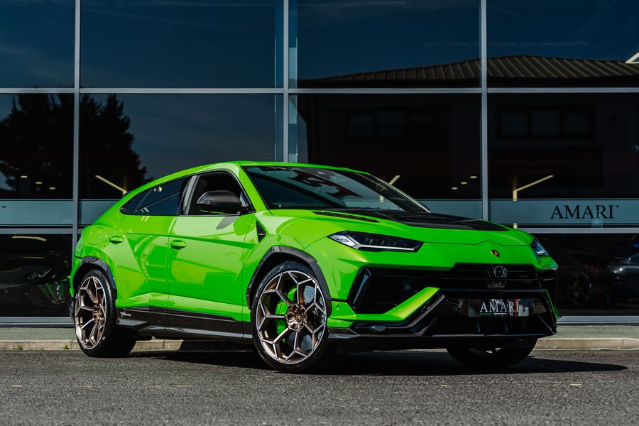2025 Lamborghini Urus Performante