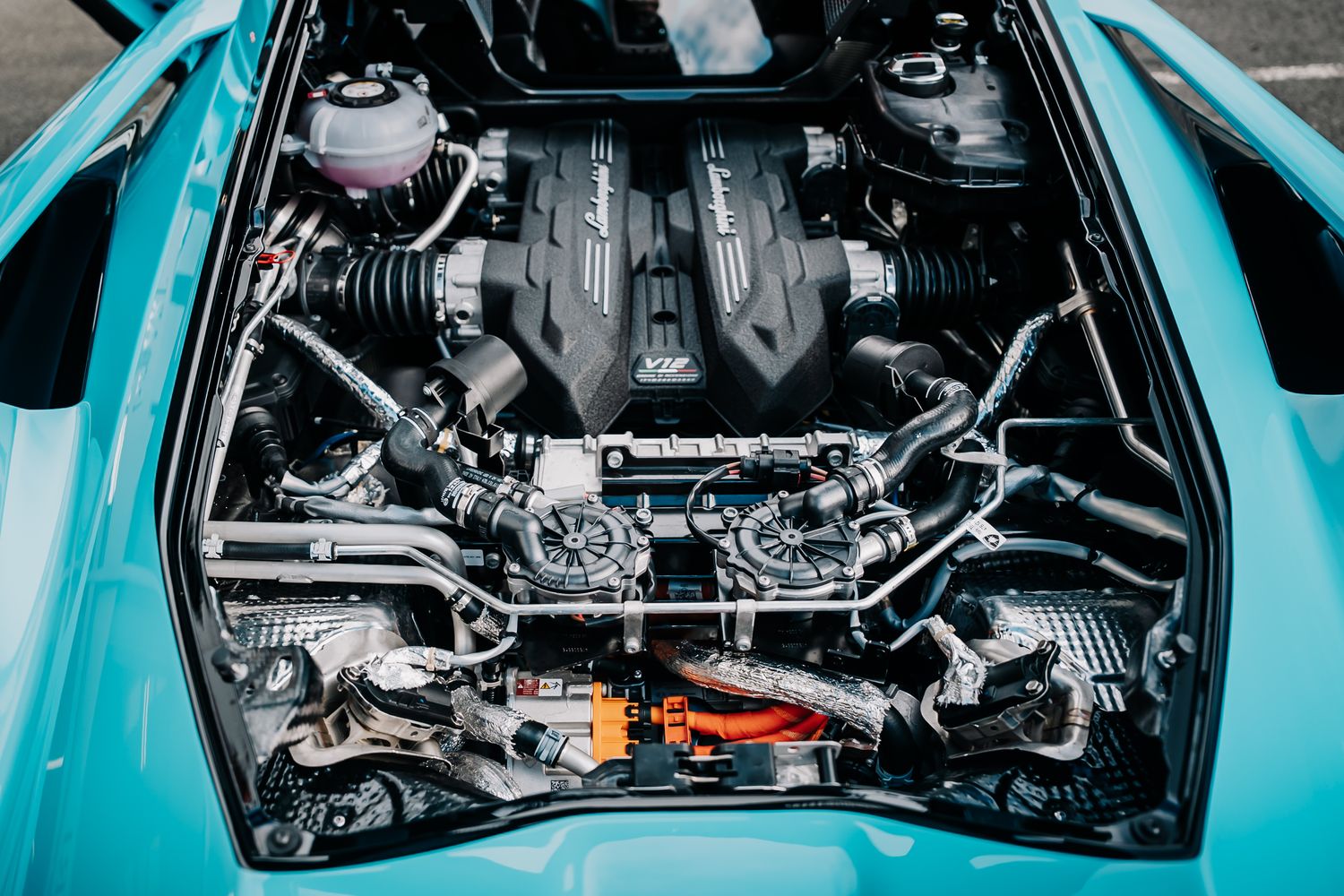 Lamborghini Revuelto