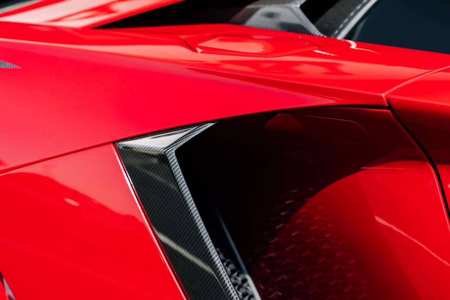 Lamborghini Aventador SV Roadster