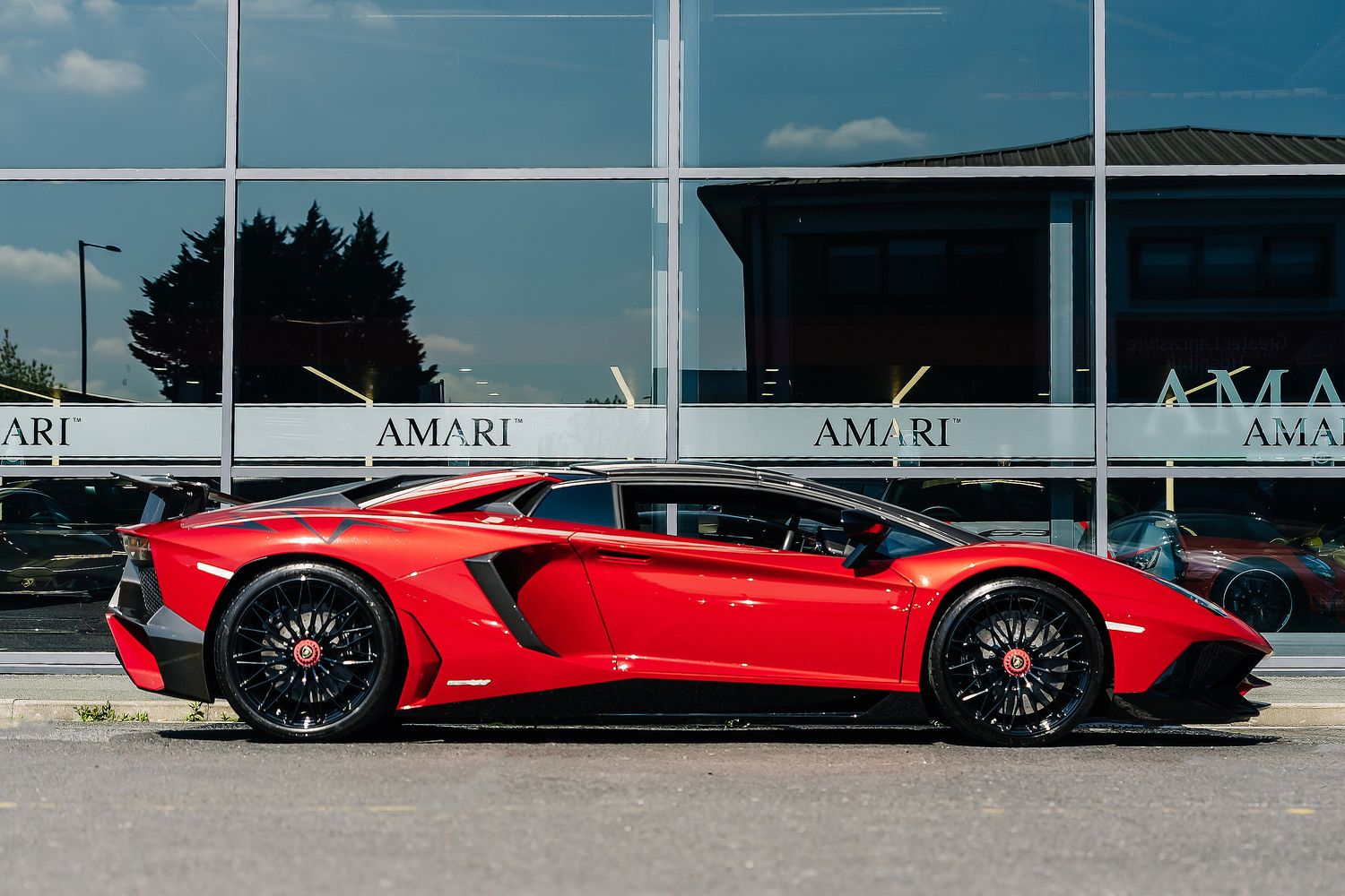 Lamborghini Aventador SV Roadster