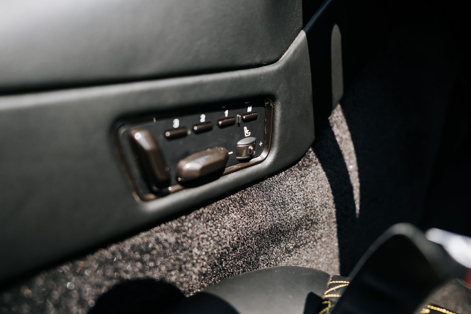 Aston Martin Vanquish Zagato Volante