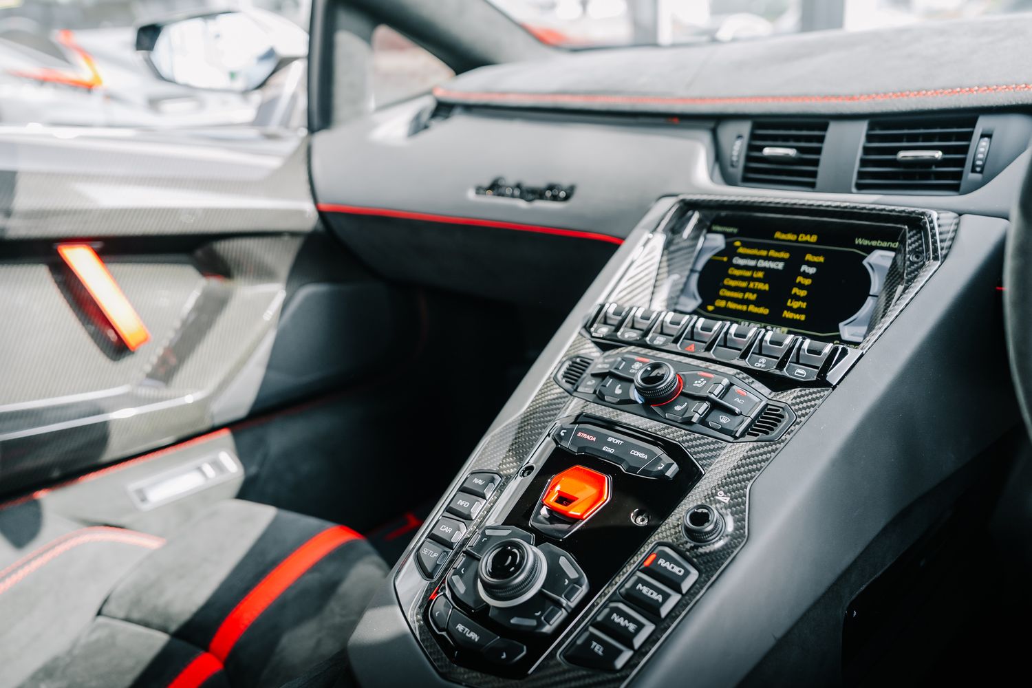 Lamborghini Aventador SVJ LP 770-4