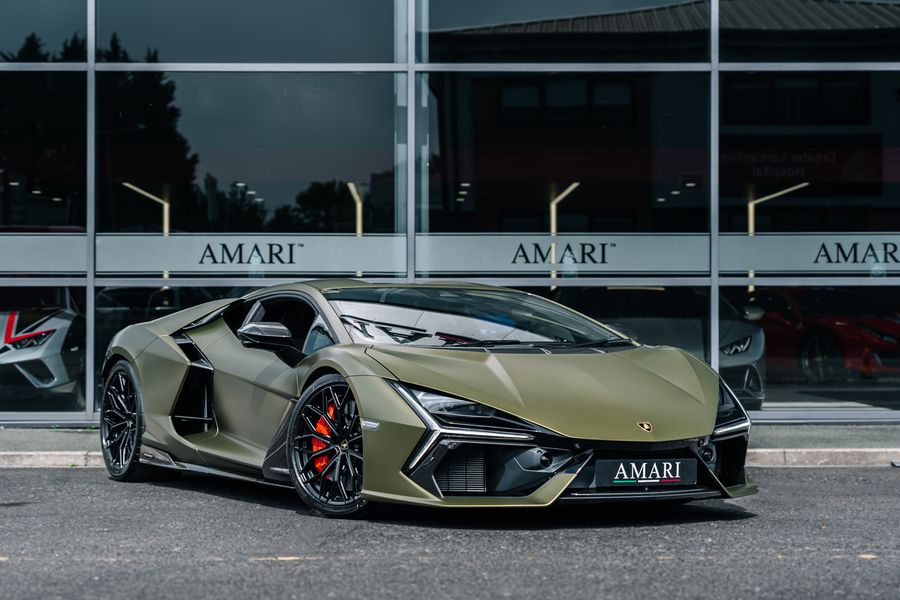 2024 Lamborghini Revuelto