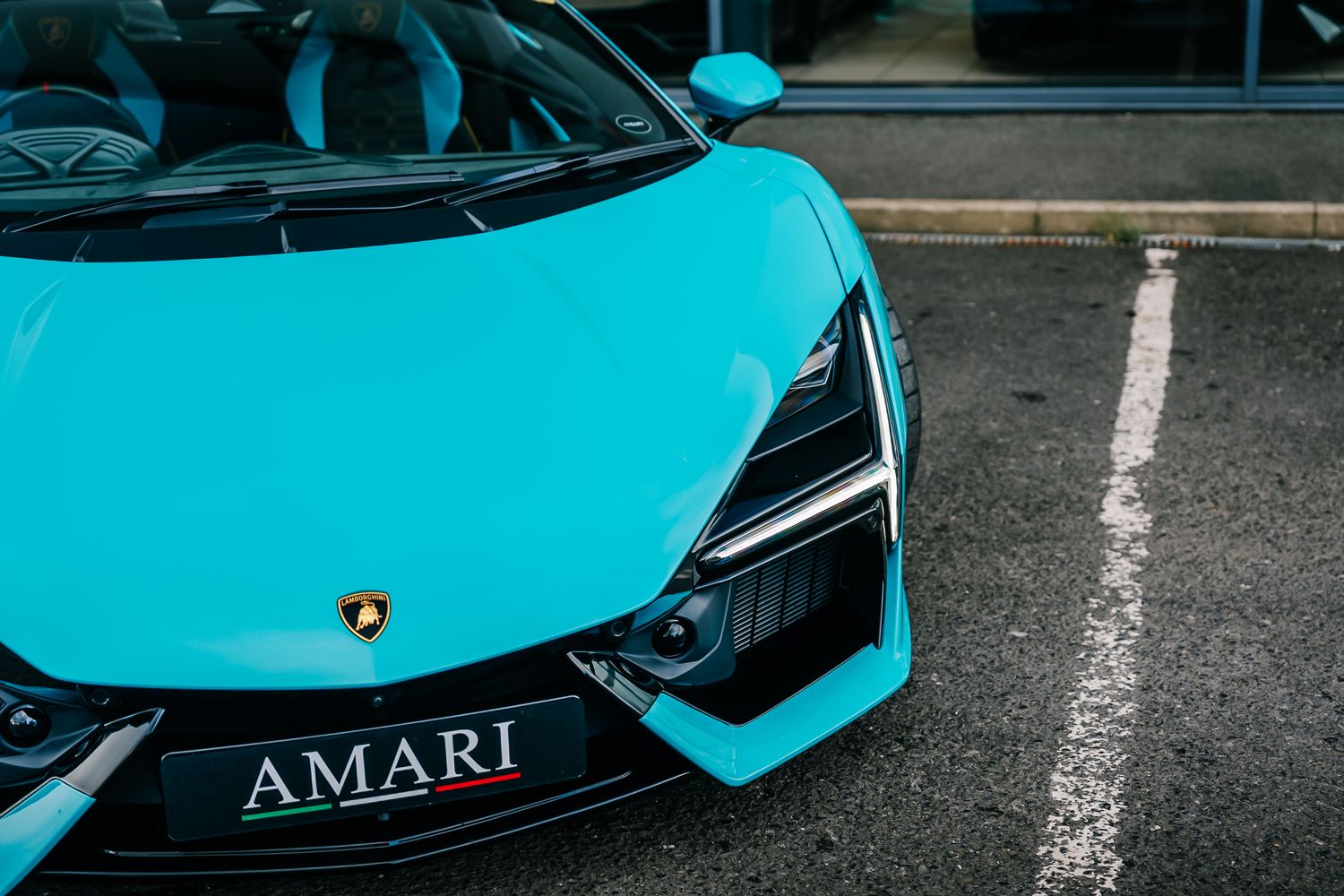 Lamborghini Revuelto