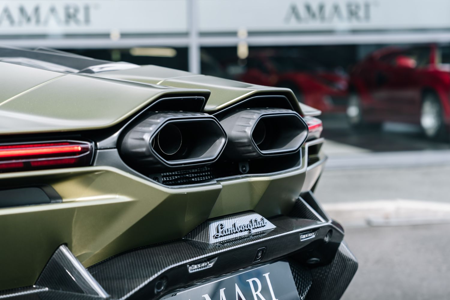 Lamborghini Revuelto