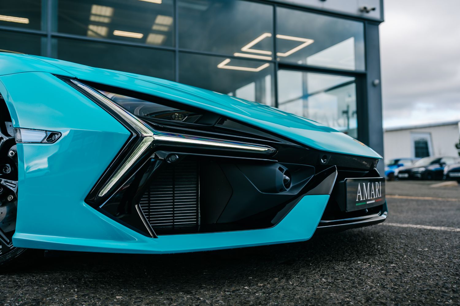 Lamborghini Revuelto