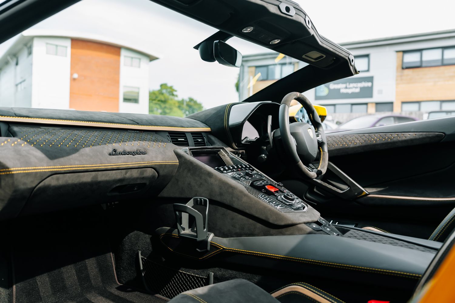 Lamborghini Aventador LP780-4 Ultimae Roadster