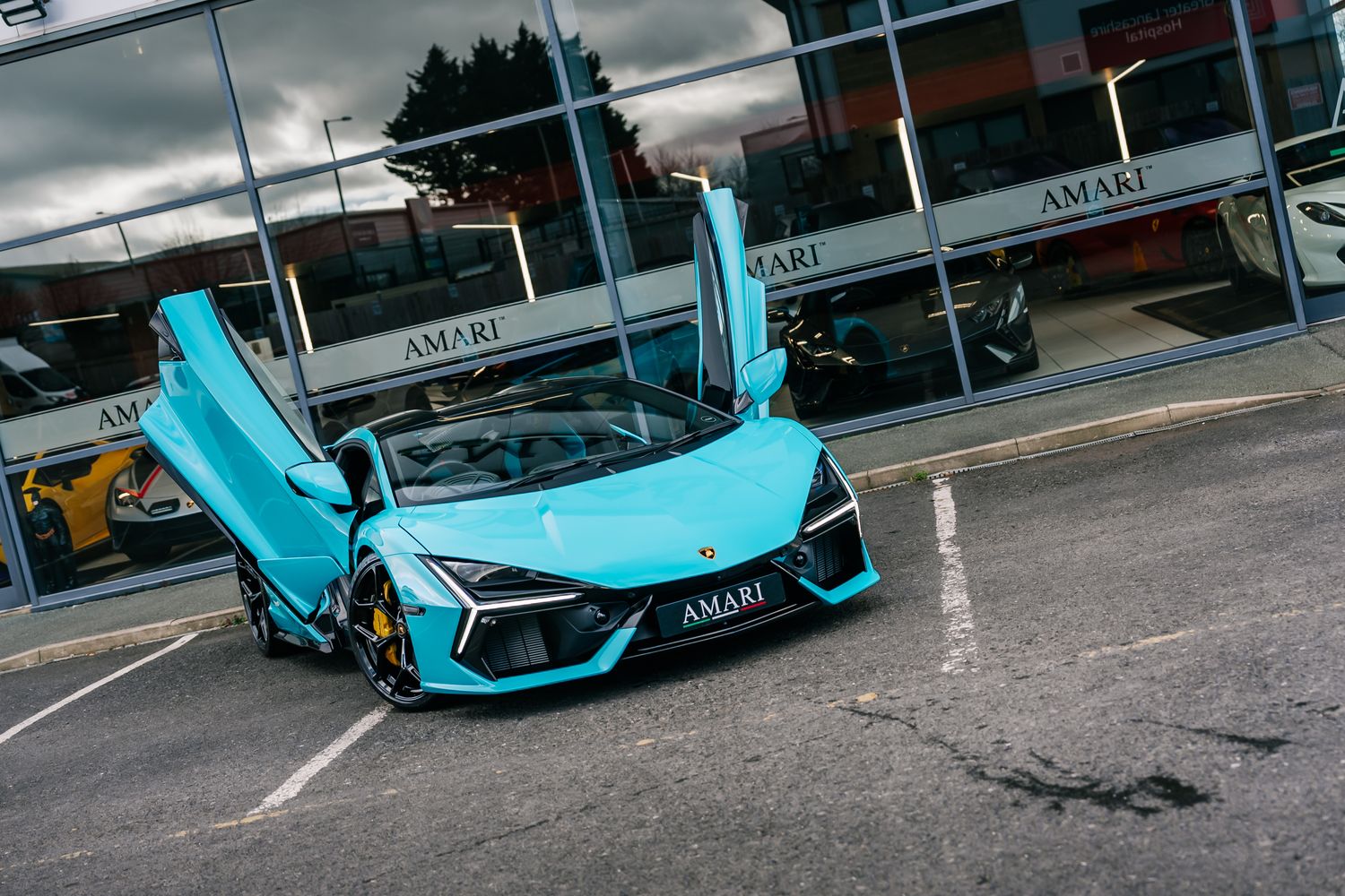 Lamborghini Revuelto