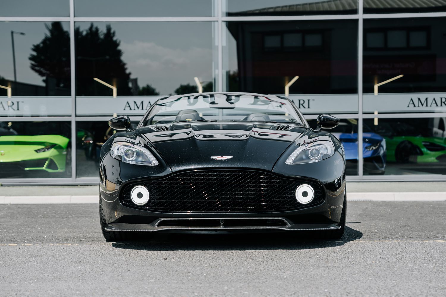 Aston Martin Vanquish Zagato Volante