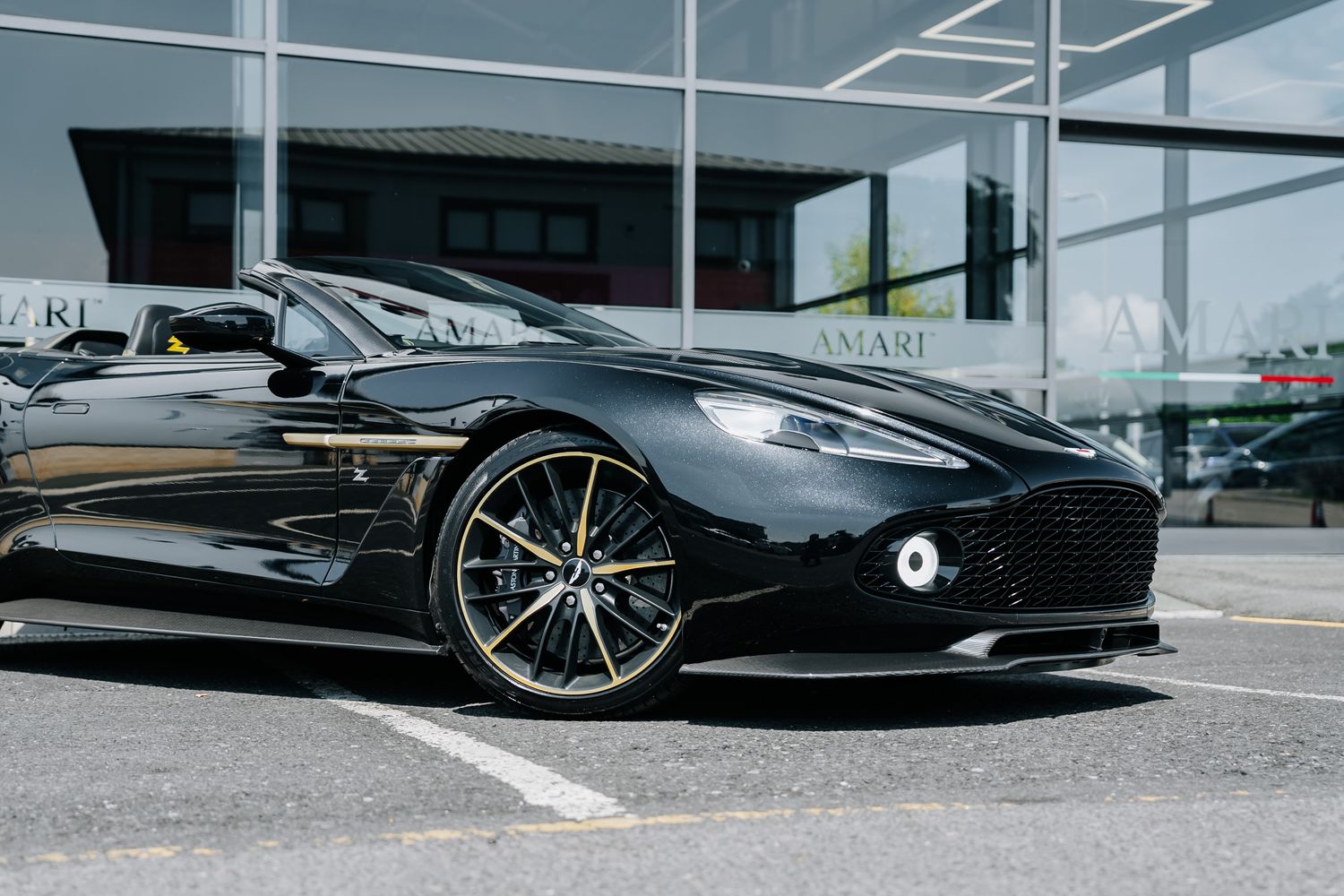 Aston Martin Vanquish Zagato Volante