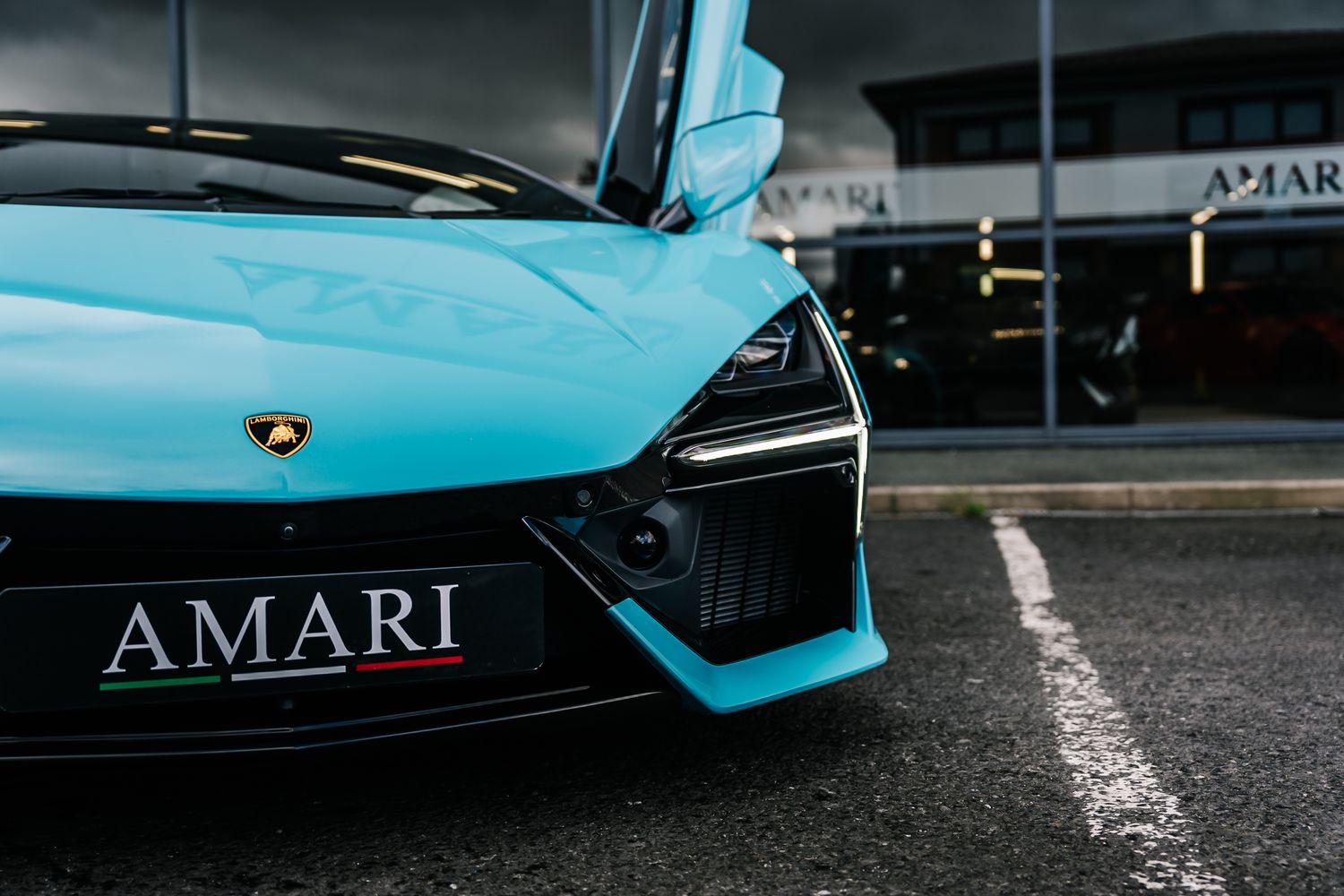 Lamborghini Revuelto