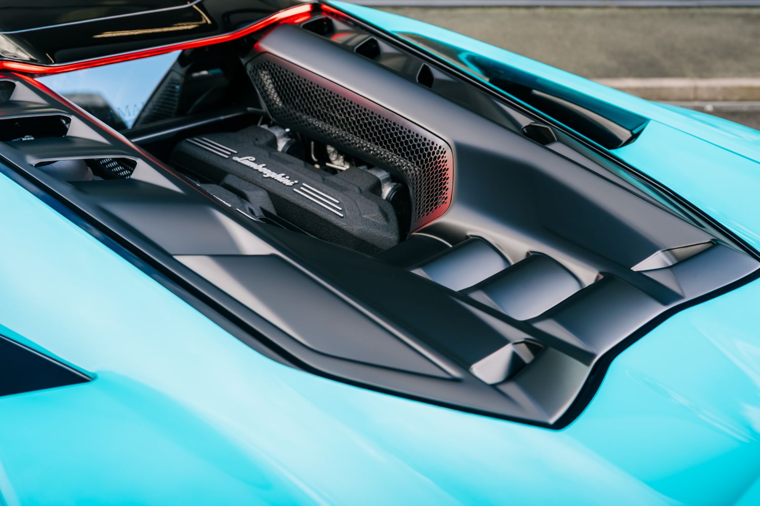 Lamborghini Revuelto