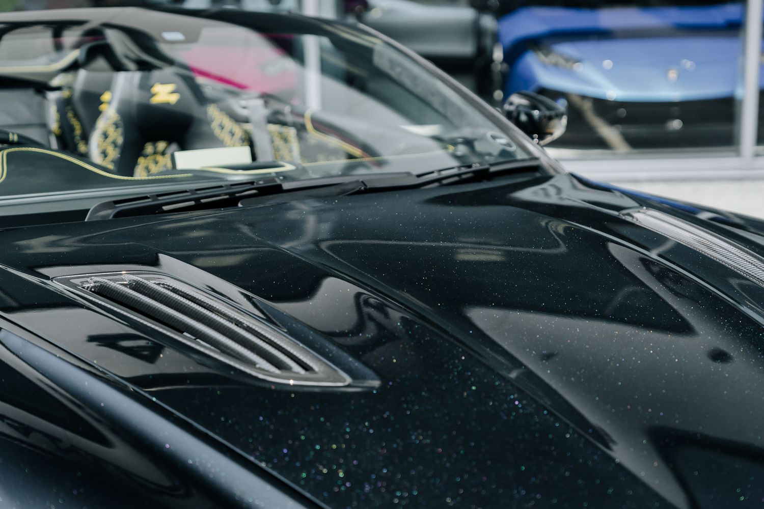 Aston Martin Vanquish Zagato Volante