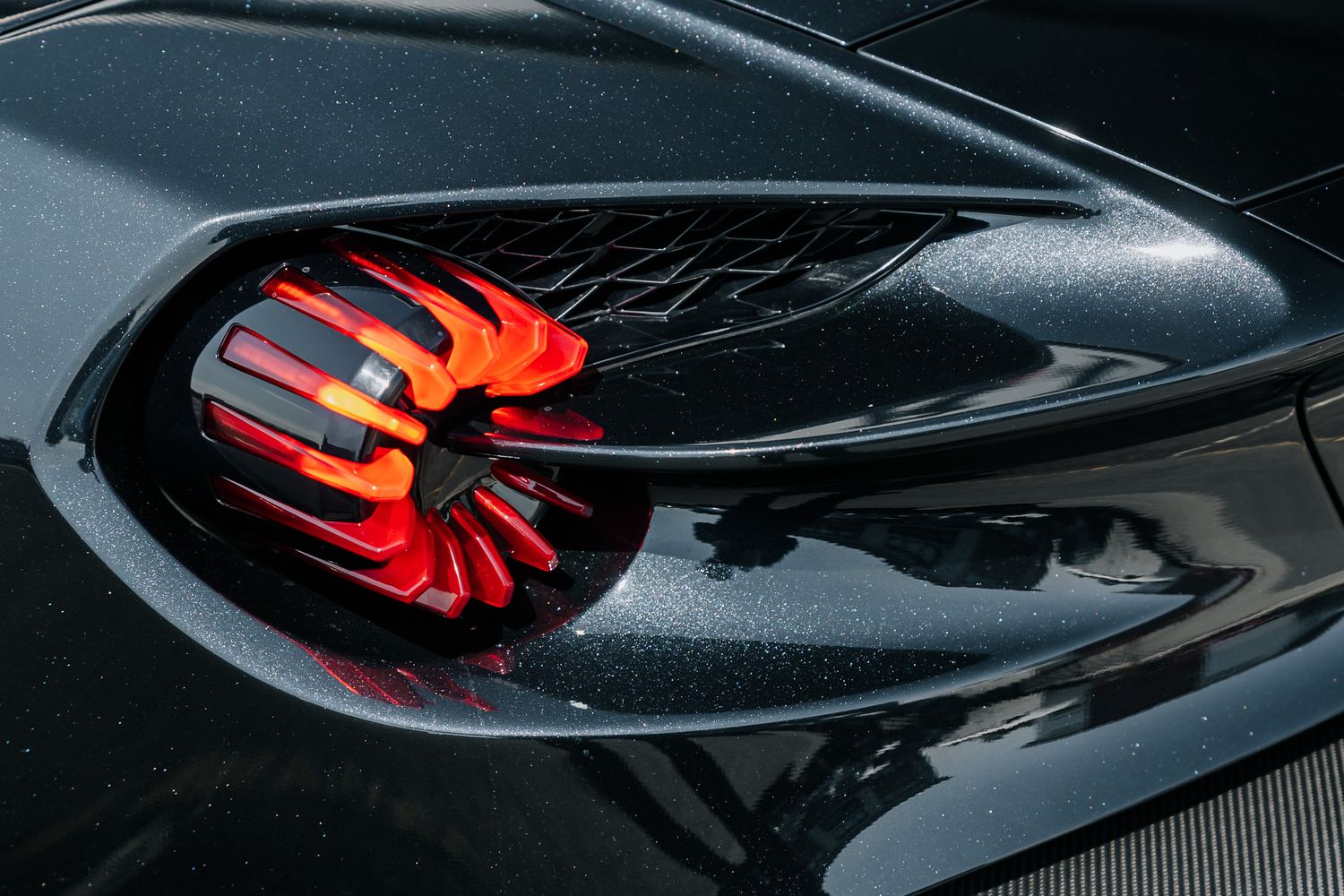 Aston Martin Vanquish Zagato Volante